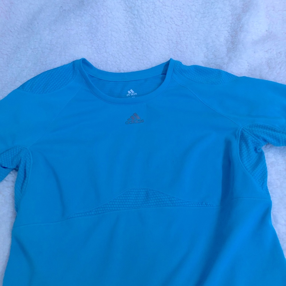 Adidas Tee🏷